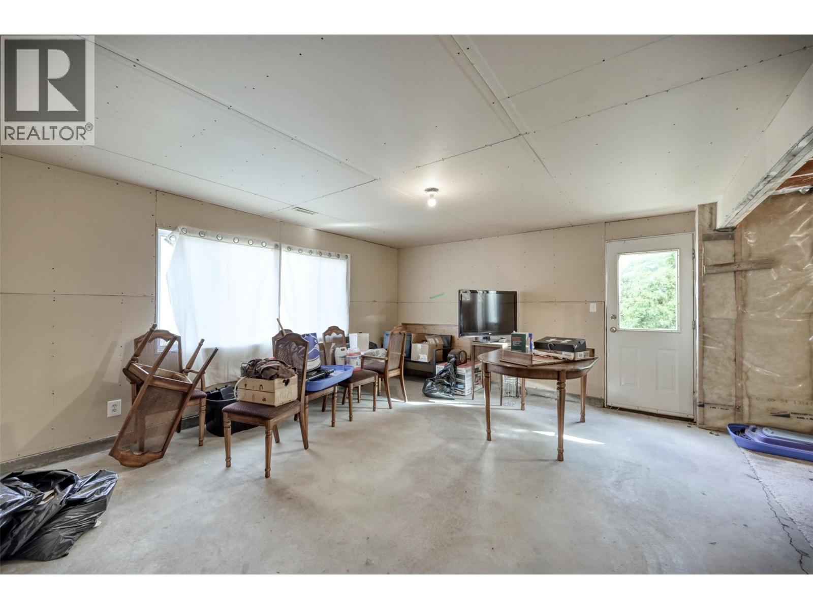 10408 87th Street, Osoyoos