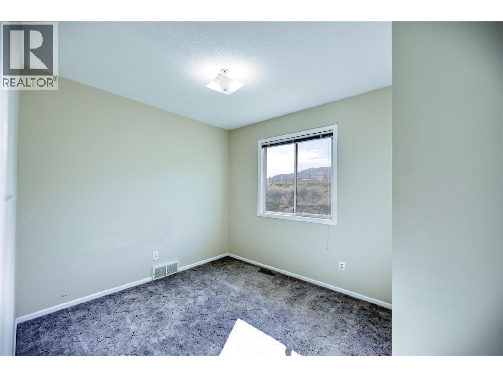 10408 87th Street, Osoyoos