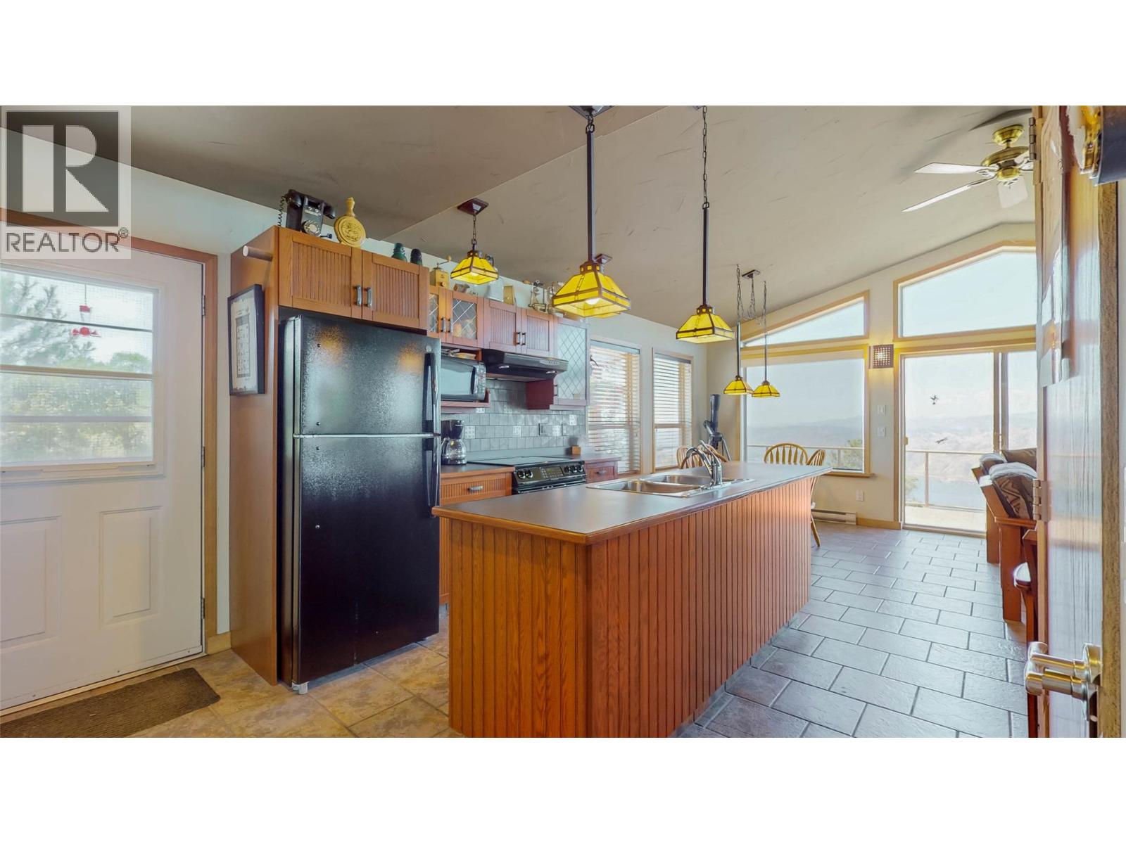 284 LONG JOE Road, Osoyoos
