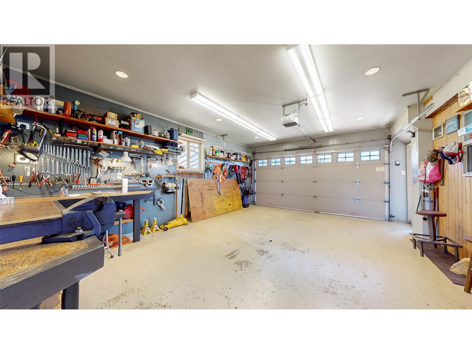 284 LONG JOE Road, Osoyoos