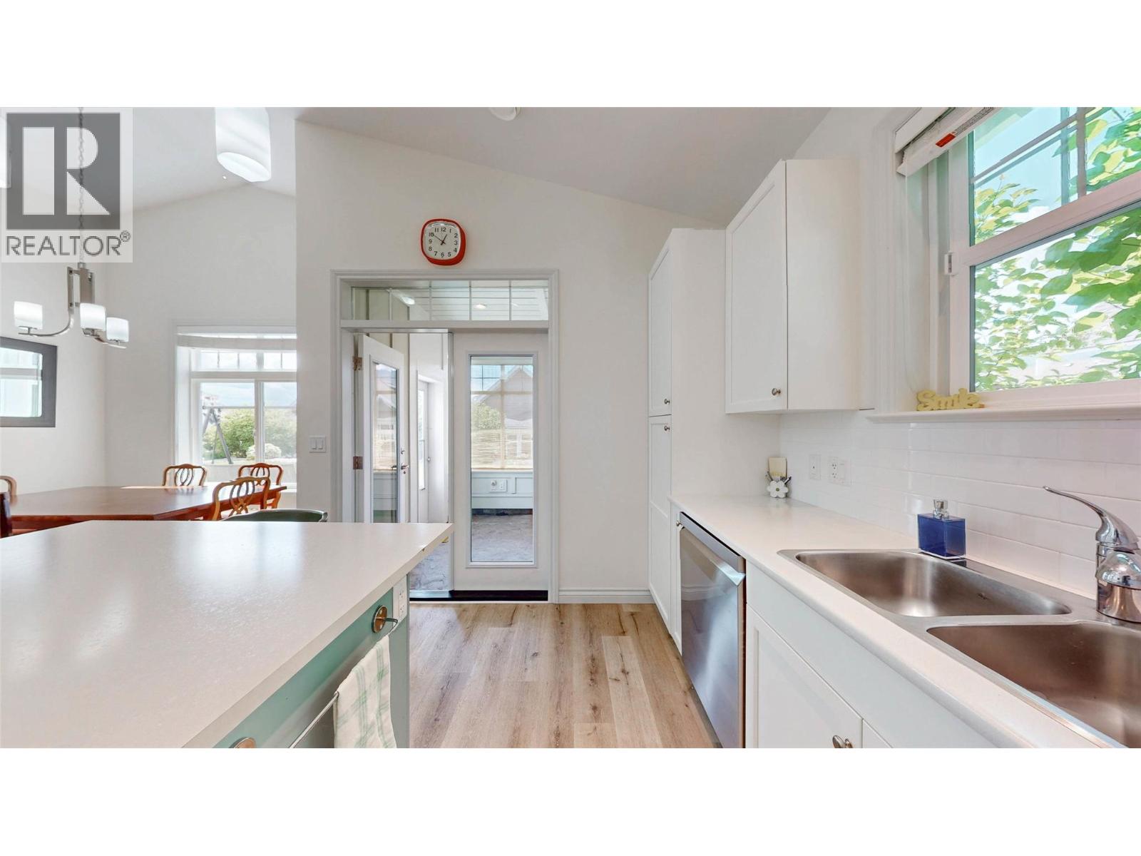 2450 Radio Tower Road Unit# 1, Oliver