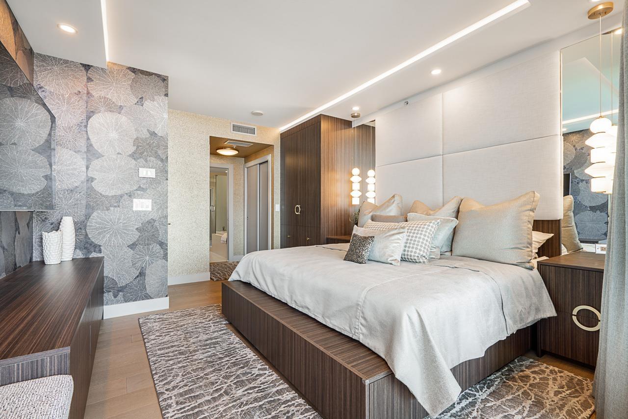1402 15152 RUSSELL AVENUE, White Rock