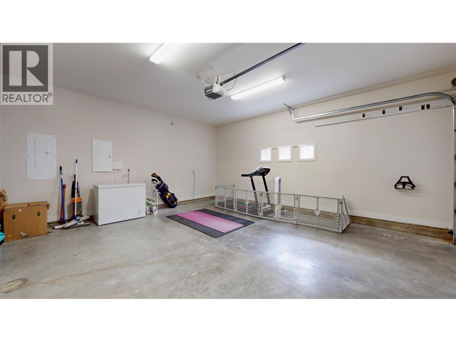 2000 VALLEYVIEW Drive Unit# 20, Osoyoos