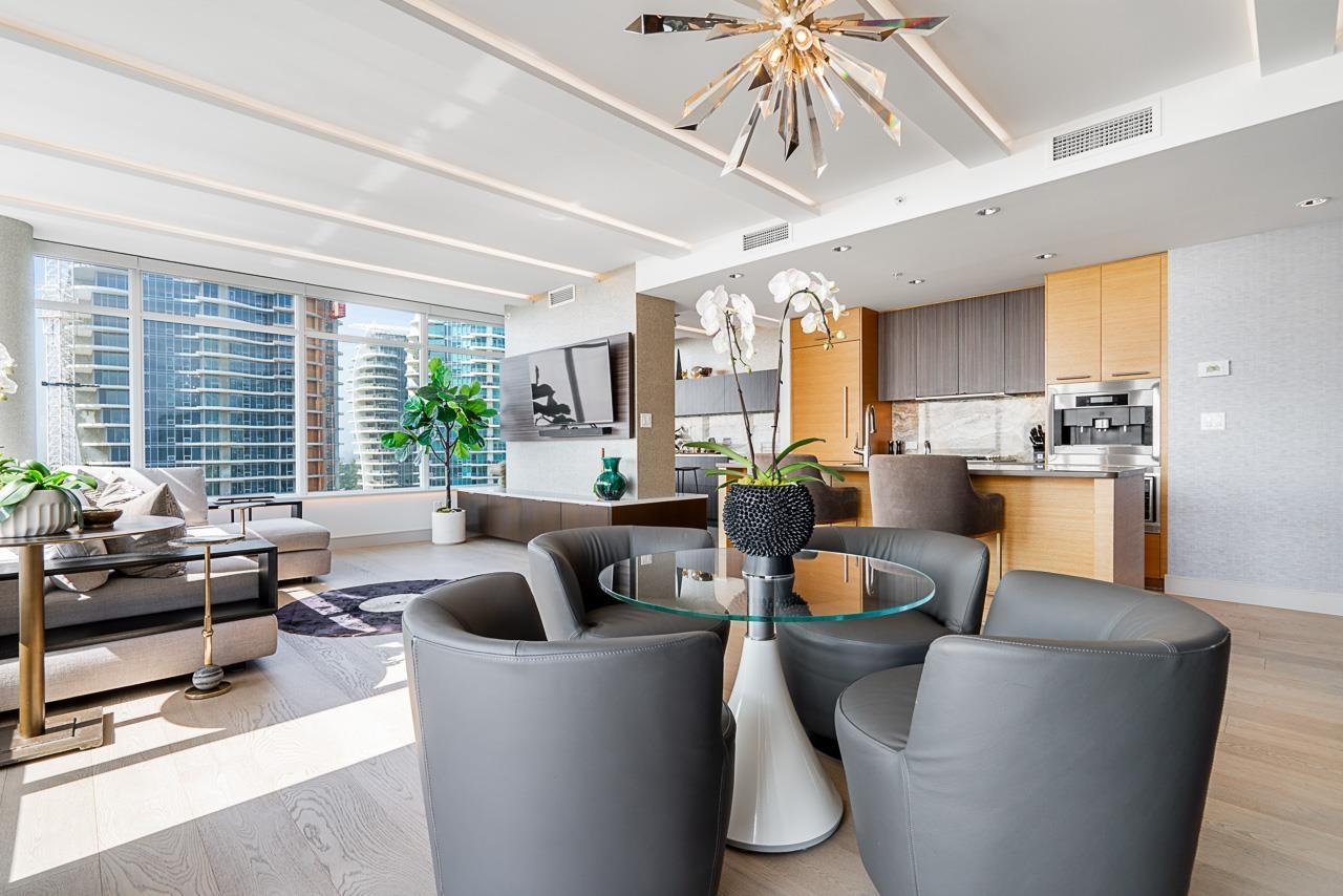 1402 15152 RUSSELL AVENUE, White Rock