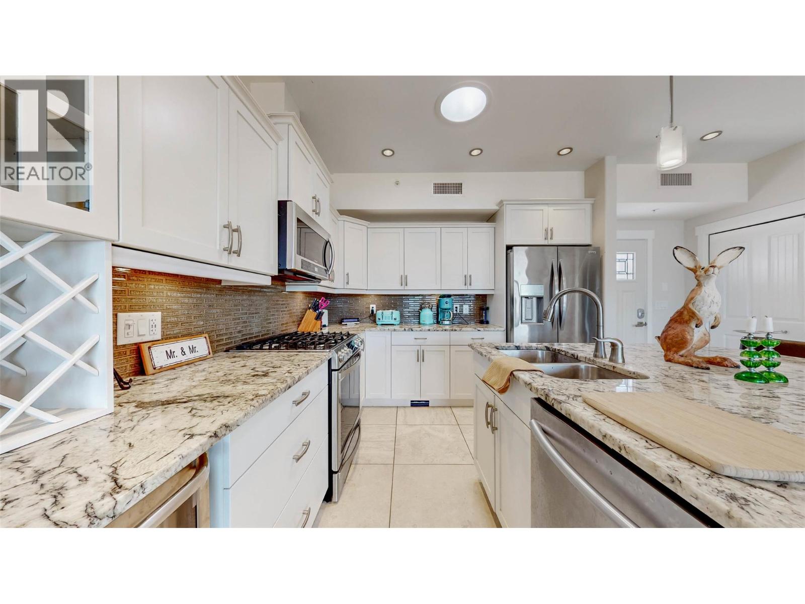 2000 VALLEYVIEW Drive Unit# 20, Osoyoos
