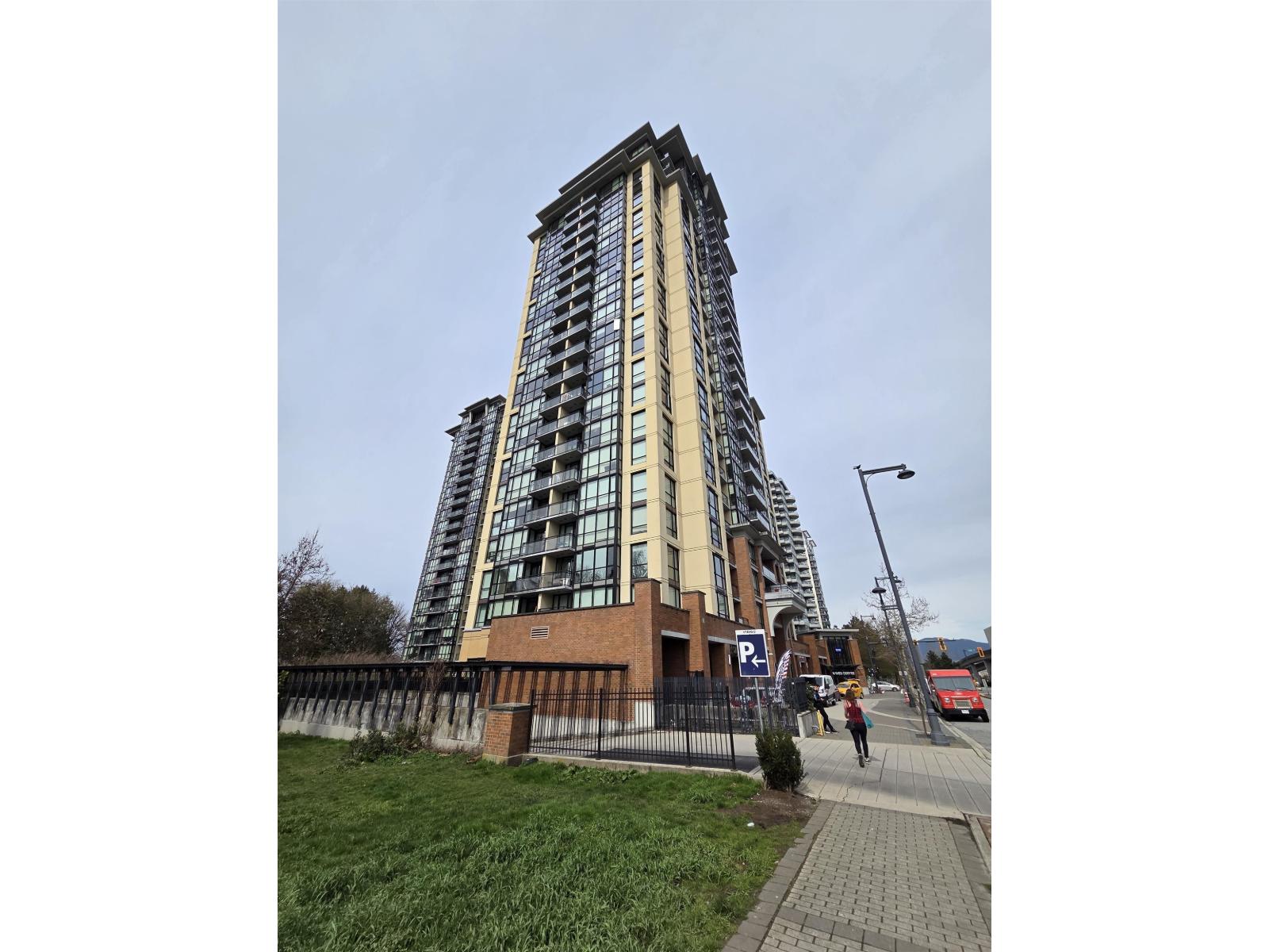 1106 10777 UNIVERSITY DRIVE, Surrey