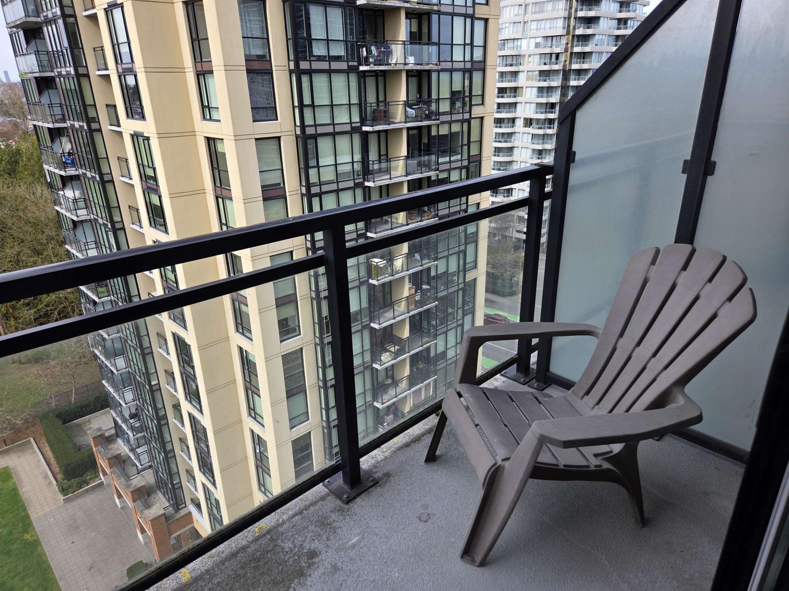 1106 10777 UNIVERSITY DRIVE, Surrey