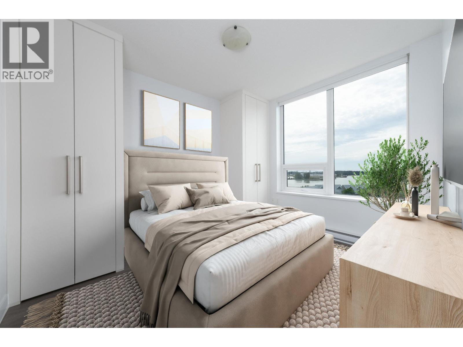 912 988 QUAYSIDE DRIVE, New Westminster