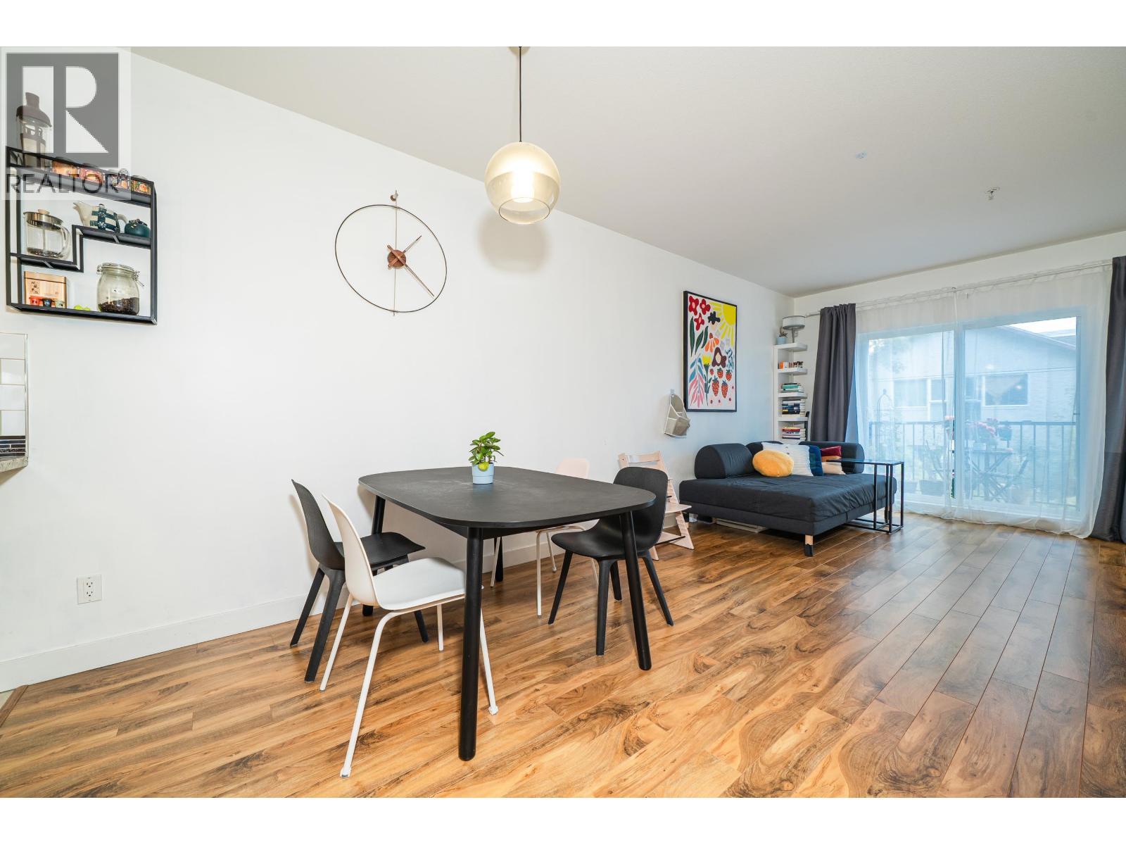 227 3888 NORFOLK STREET, Burnaby