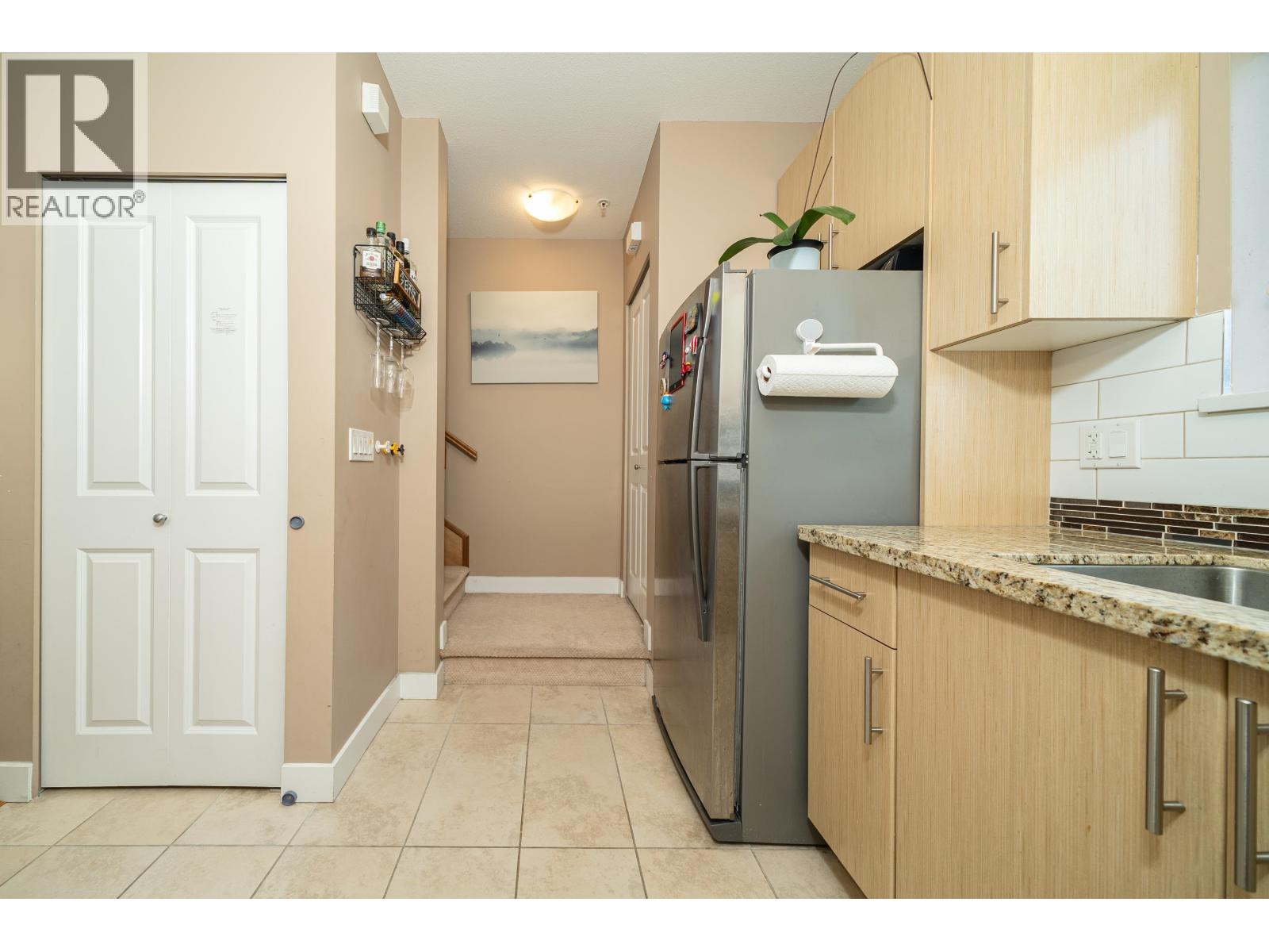 227 3888 NORFOLK STREET, Burnaby