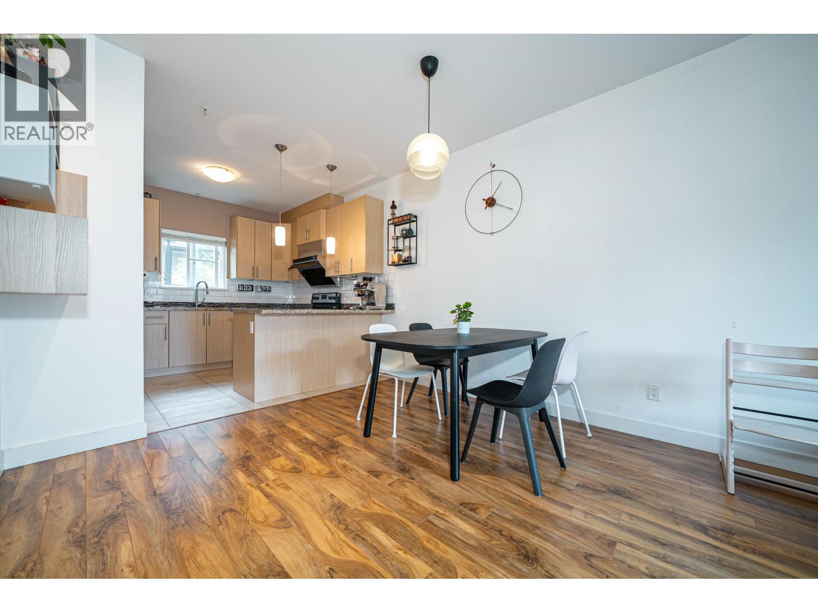227 3888 NORFOLK STREET, Burnaby