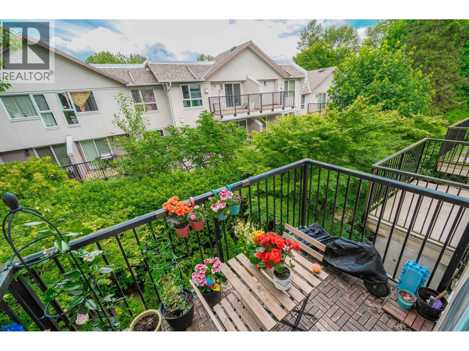 227 3888 NORFOLK STREET, Burnaby