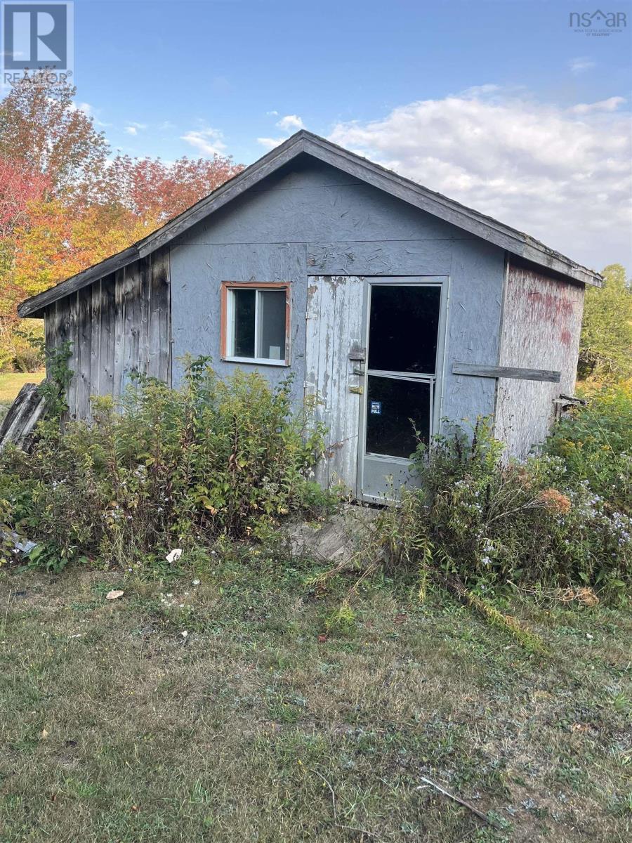 Property 15 of 21 of 1807 Mount Hanley Road