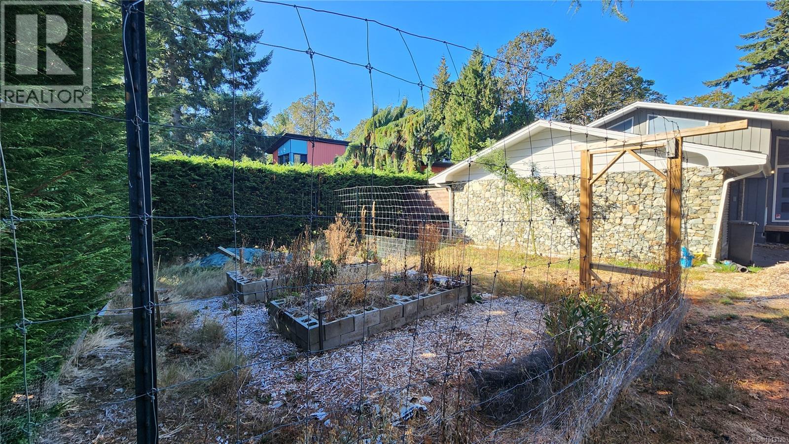 2083 Frederick Norris Rd, Oak Bay