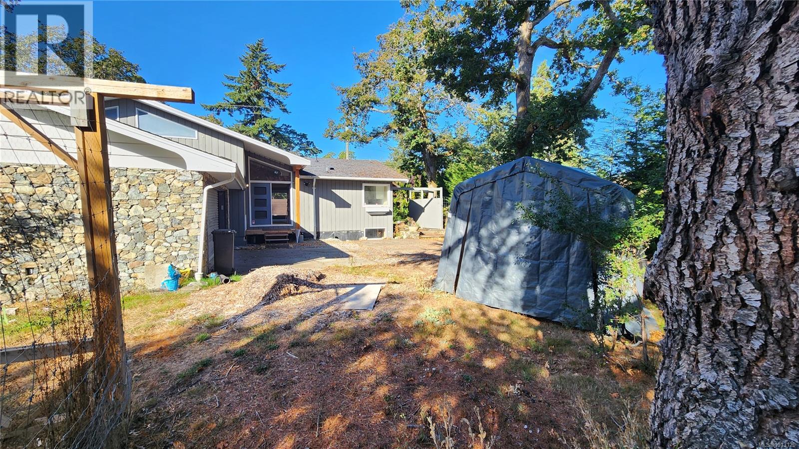2083 Frederick Norris Rd, Oak Bay