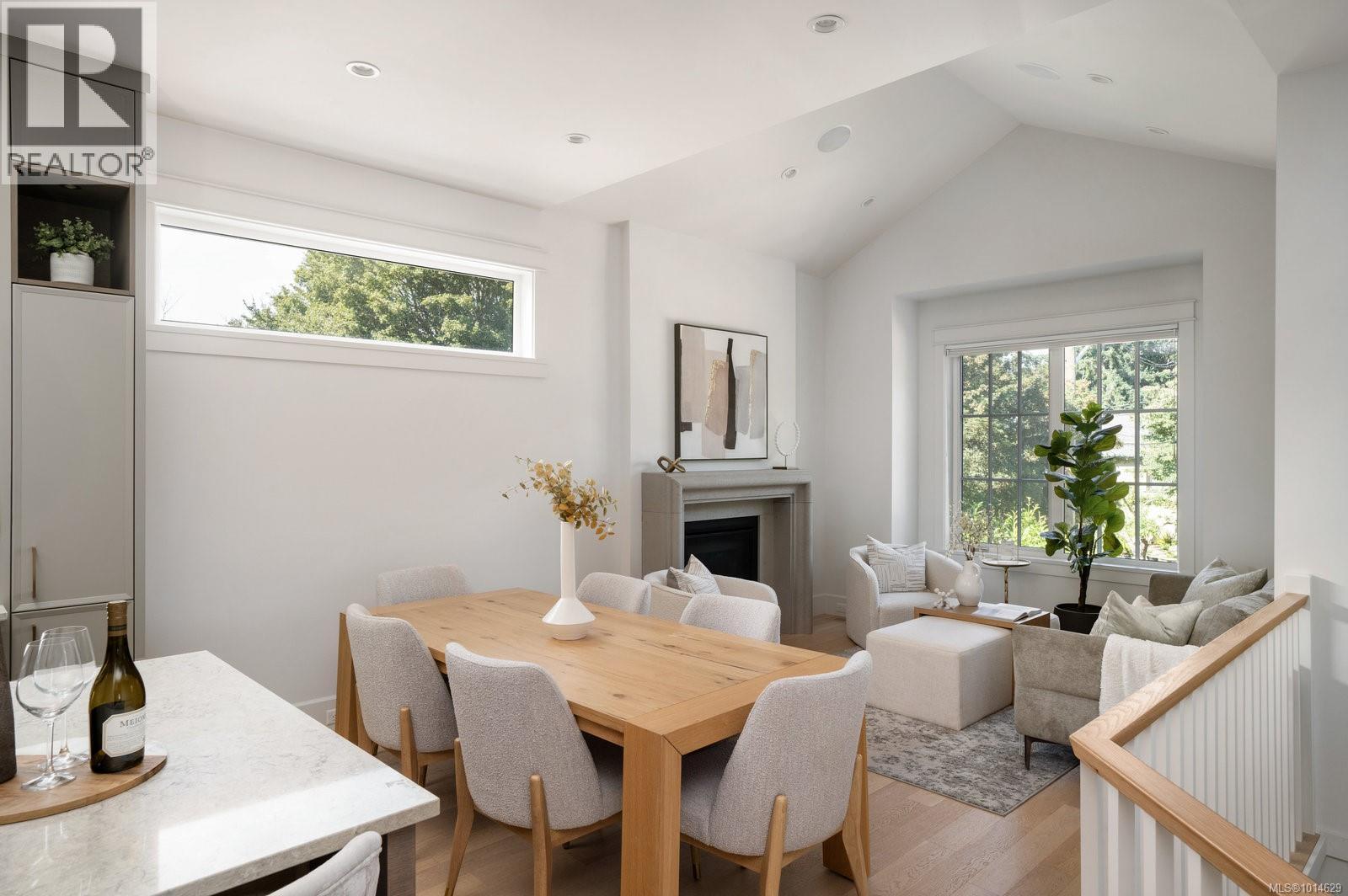  2639 Victor Street, Victoria