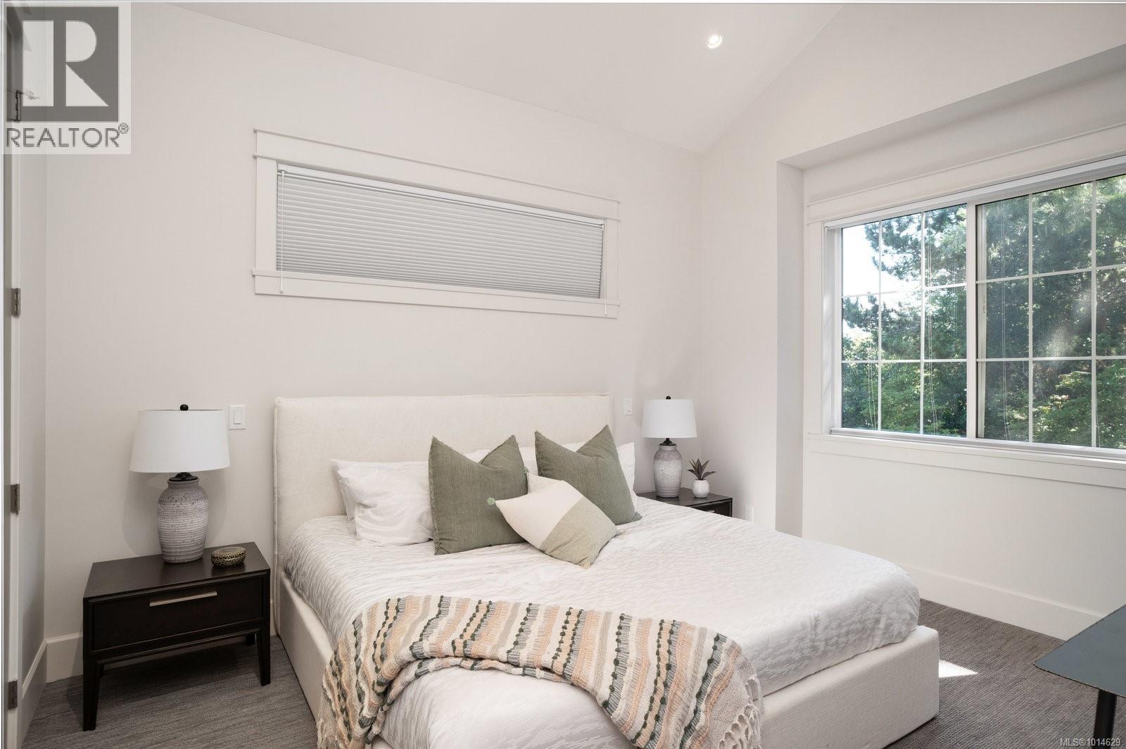  2639 Victor Street, Victoria