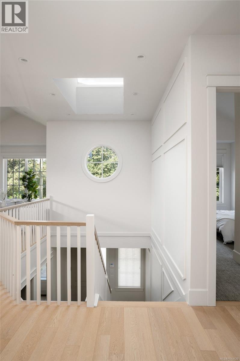 2639 Victor Street, Victoria