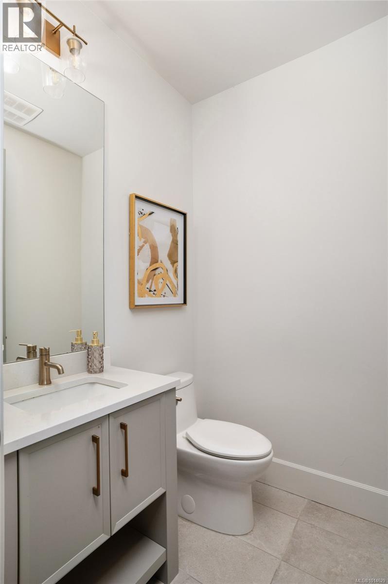  2639 Victor Street, Victoria