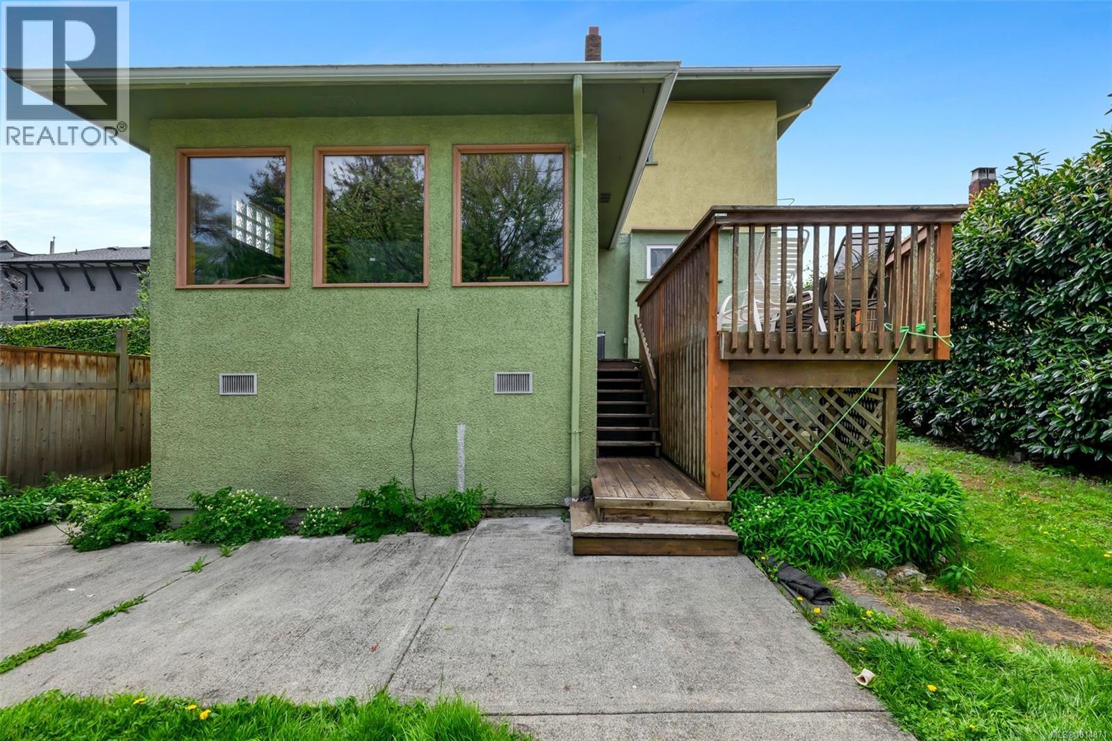  1138 Oxford Street, Victoria
