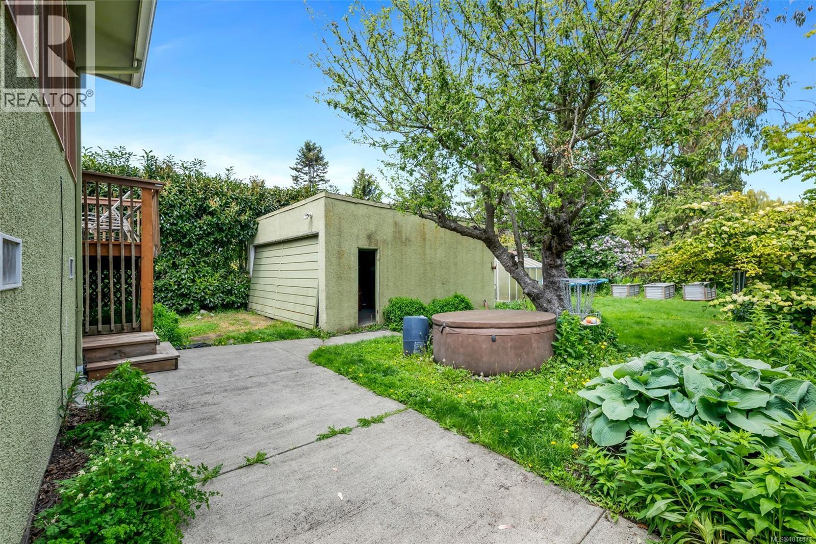  1138 Oxford Street, Victoria