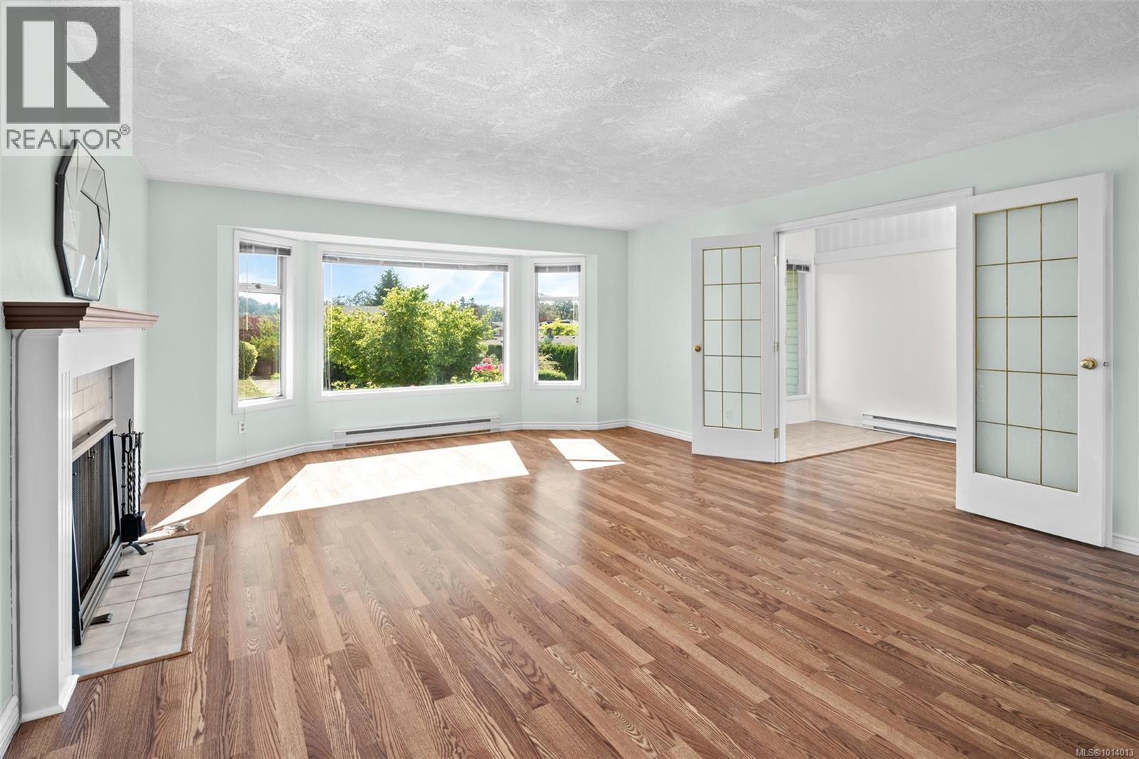 4243 Panorama Dr, Saanich