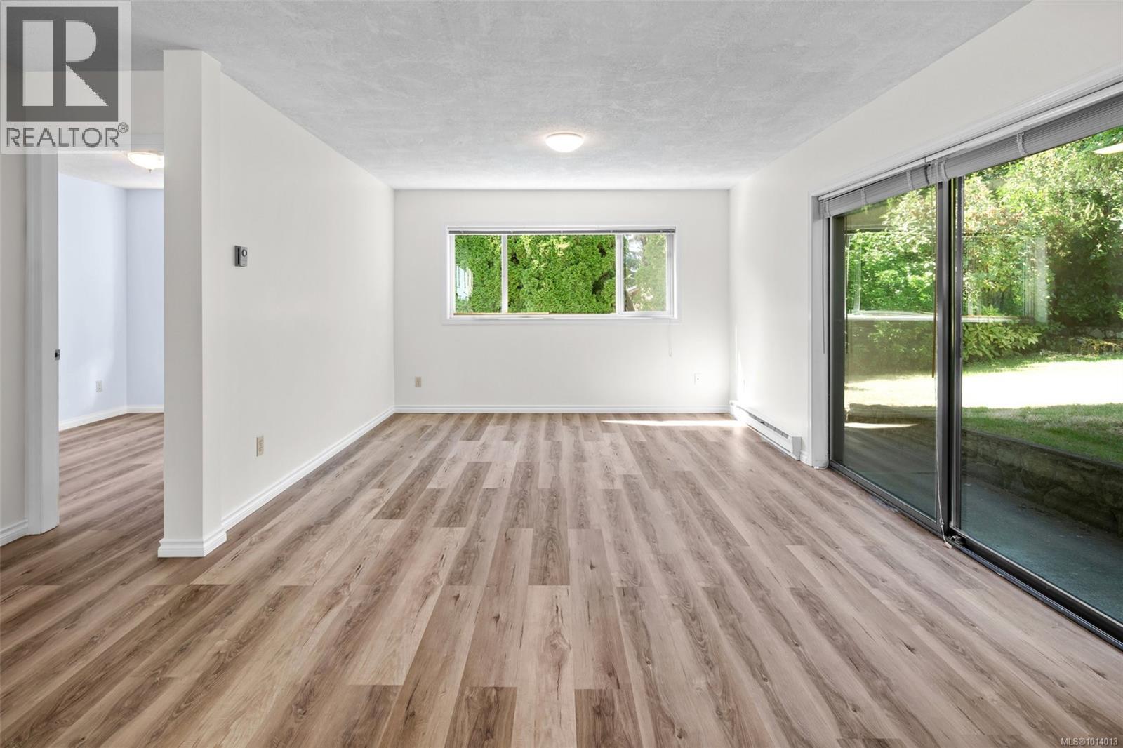 4243 Panorama Dr, Saanich
