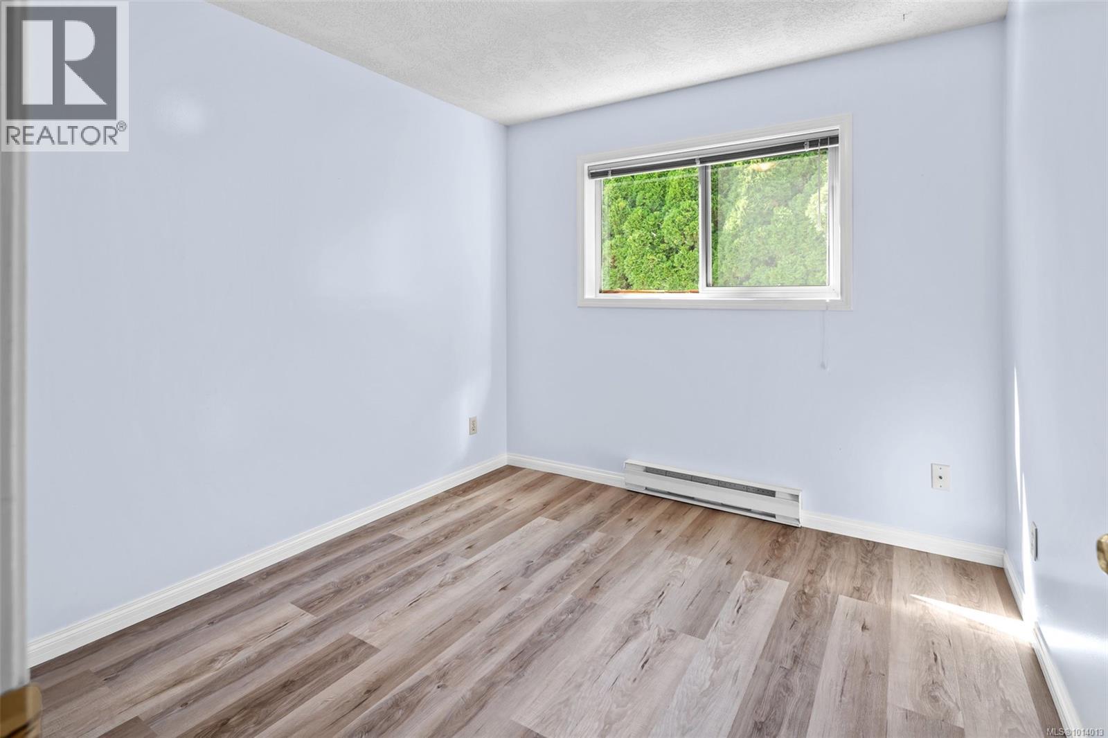 4243 Panorama Dr, Saanich