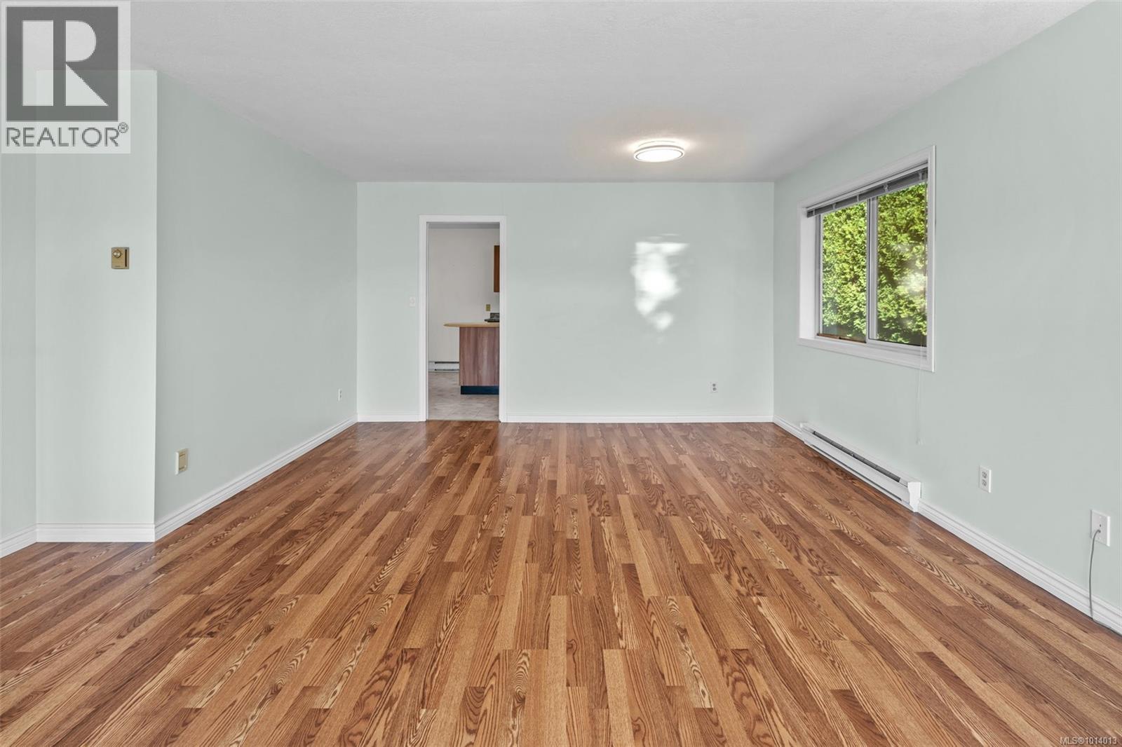 4243 Panorama Dr, Saanich