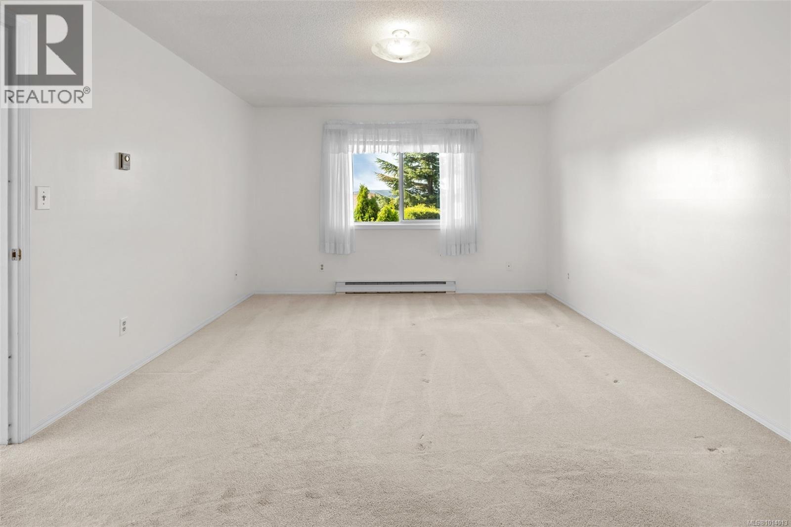 4243 Panorama Dr, Saanich