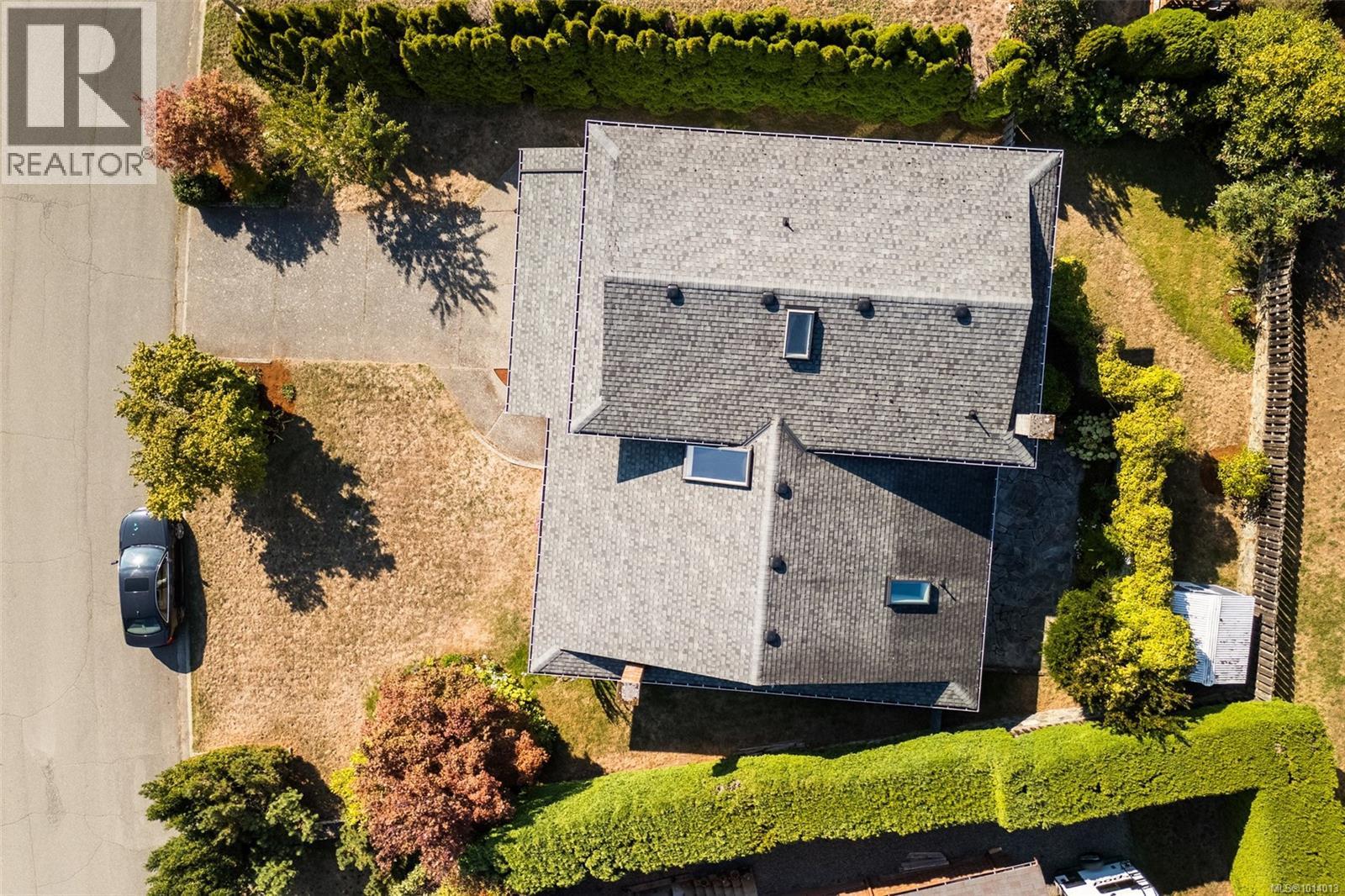 4243 Panorama Dr, Saanich