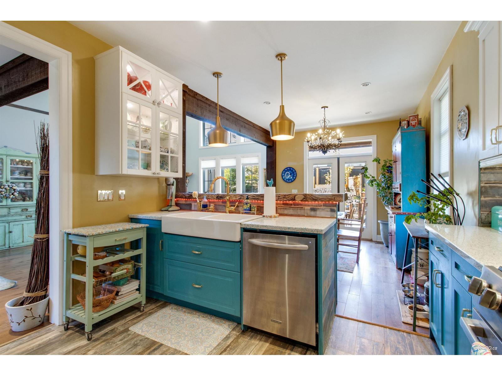 15 1911 WOODSIDE BOULEVARD, Mt Woodside, Agassiz