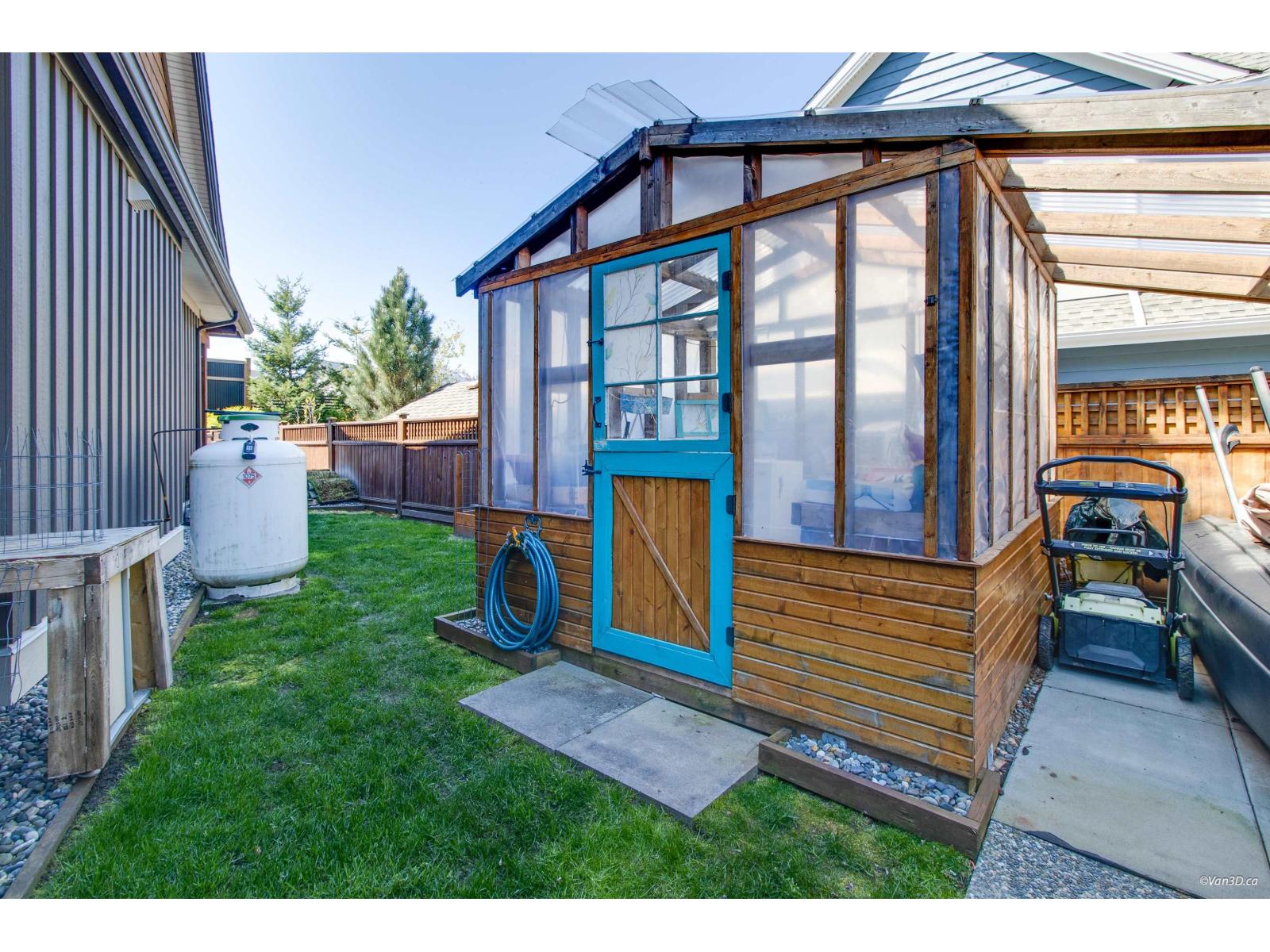 15 1911 WOODSIDE BOULEVARD, Mt Woodside, Agassiz