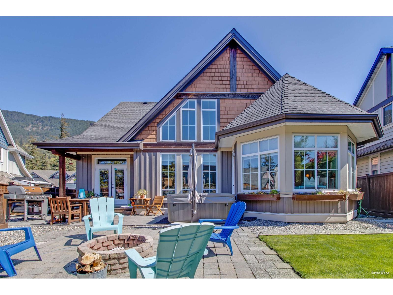 15 1911 WOODSIDE BOULEVARD, Mt Woodside, Agassiz
