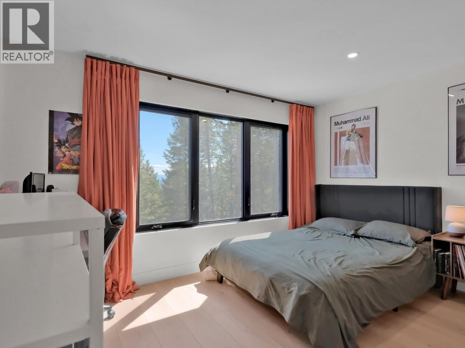 9485 Houghton Road, Fintry