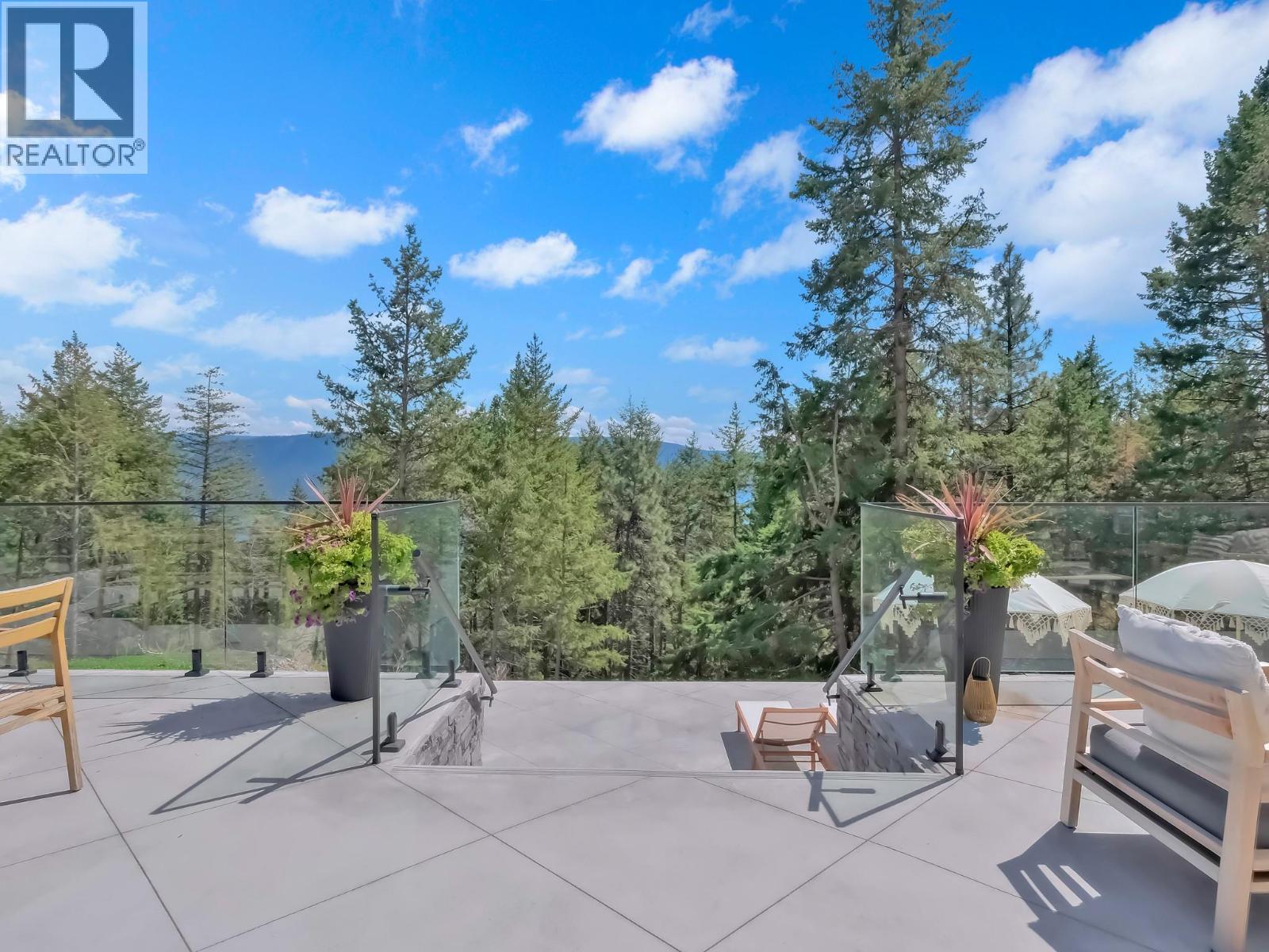 9485 Houghton Road, Fintry