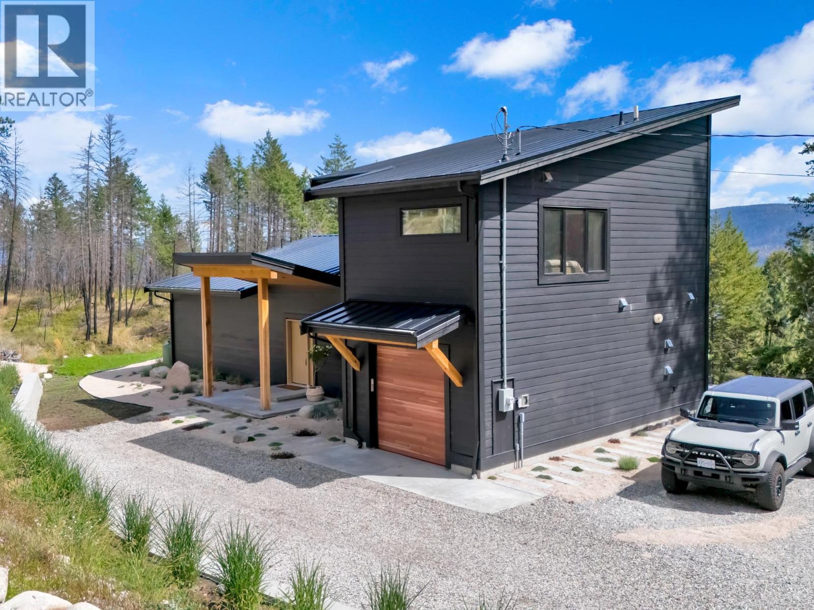 9485 Houghton Road, Fintry