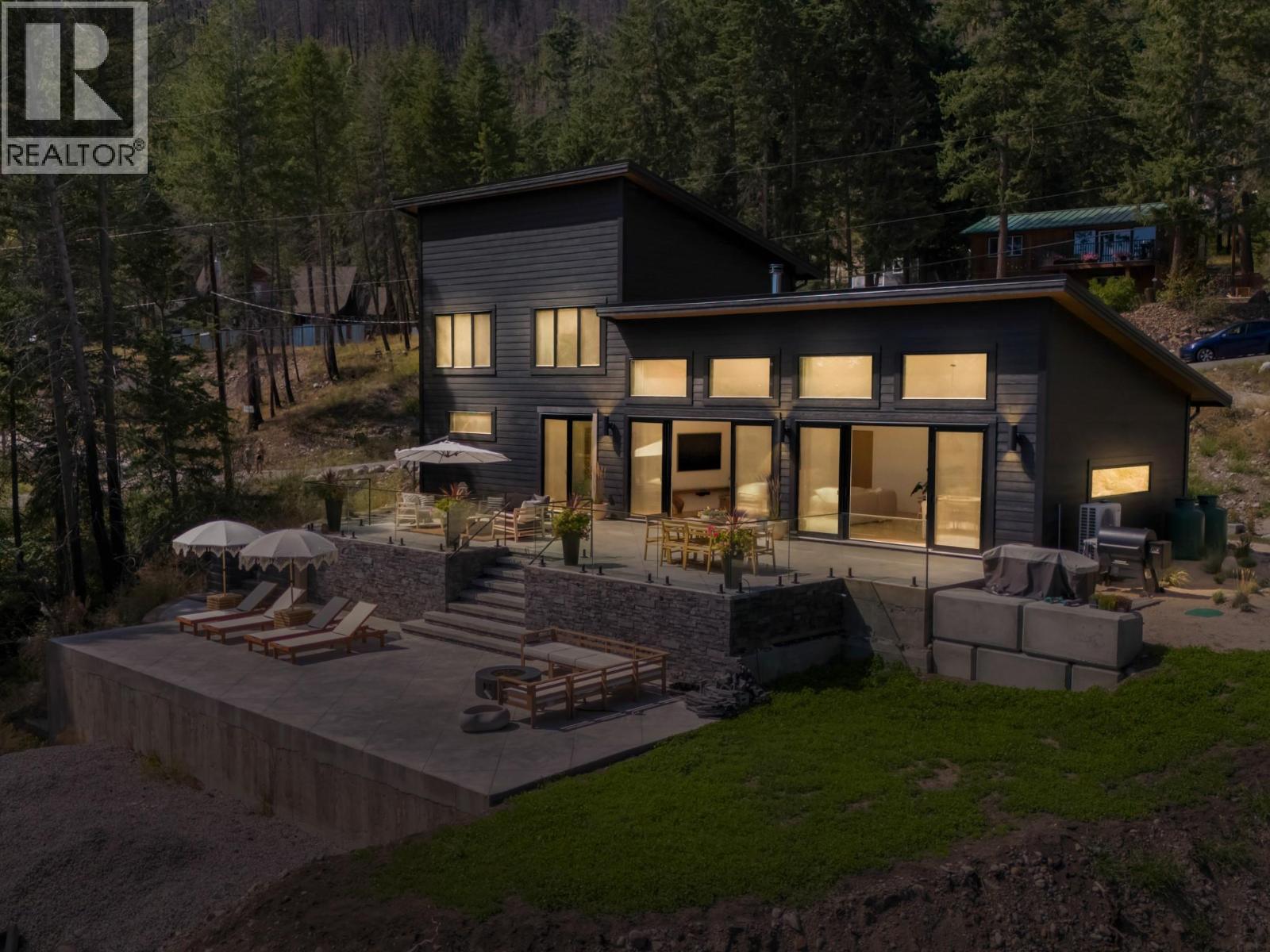 9485 Houghton Road, Fintry