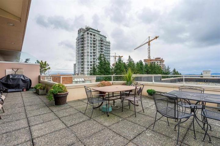 812 15111 RUSSELL AVENUE, White Rock