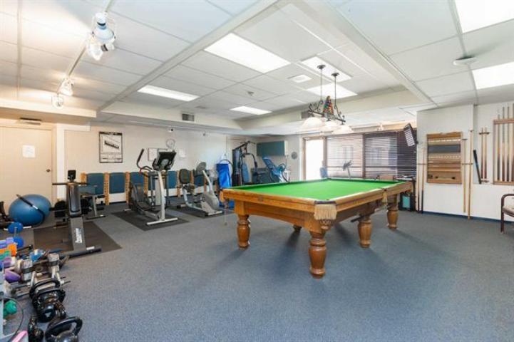 812 15111 RUSSELL AVENUE, White Rock
