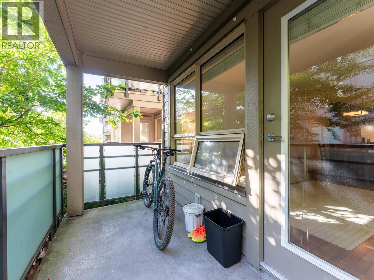 313 1677 LLOYD AVENUE, North Vancouver