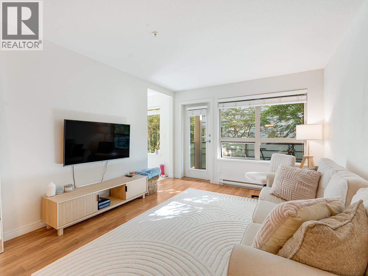 313 1677 LLOYD AVENUE, North Vancouver