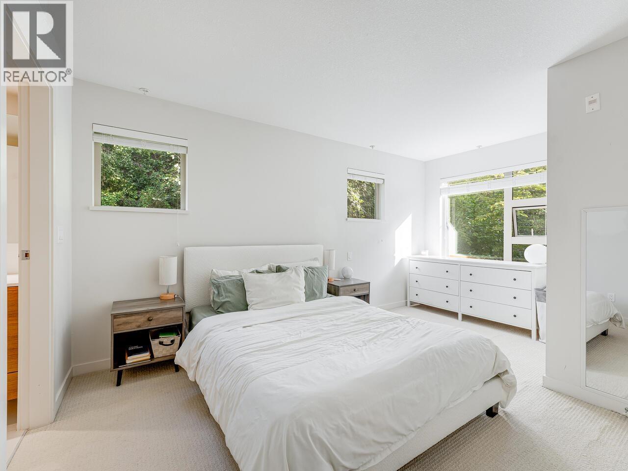 313 1677 LLOYD AVENUE, North Vancouver