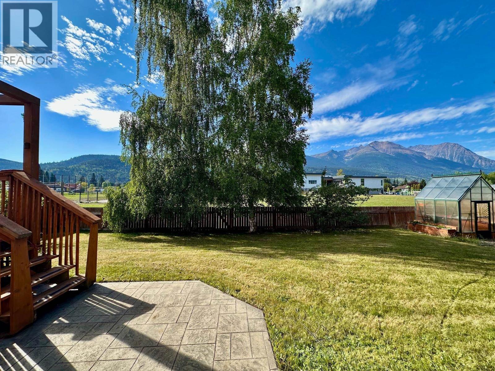 1312 MORICE Drive, Smithers