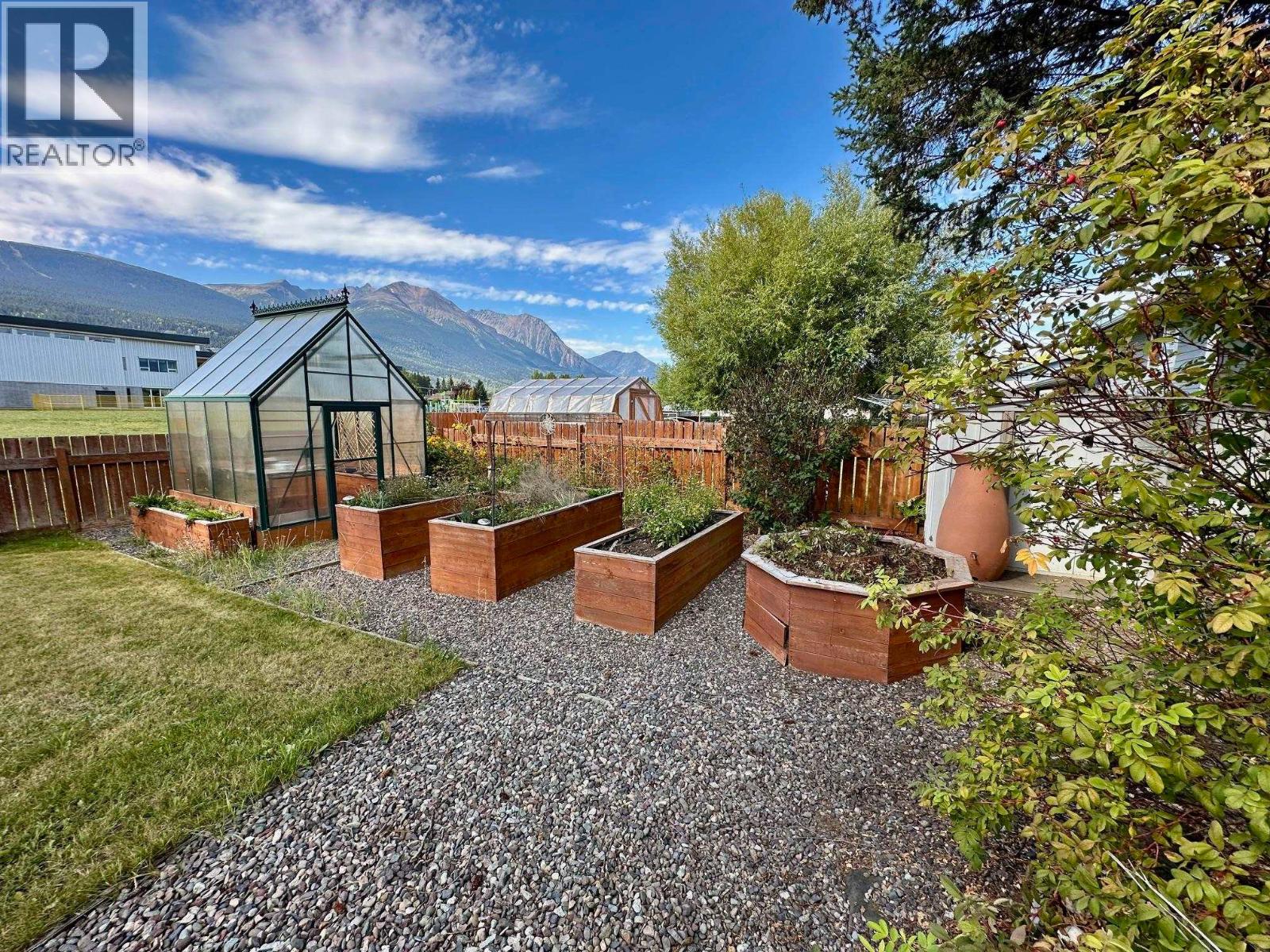 1312 MORICE Drive, Smithers