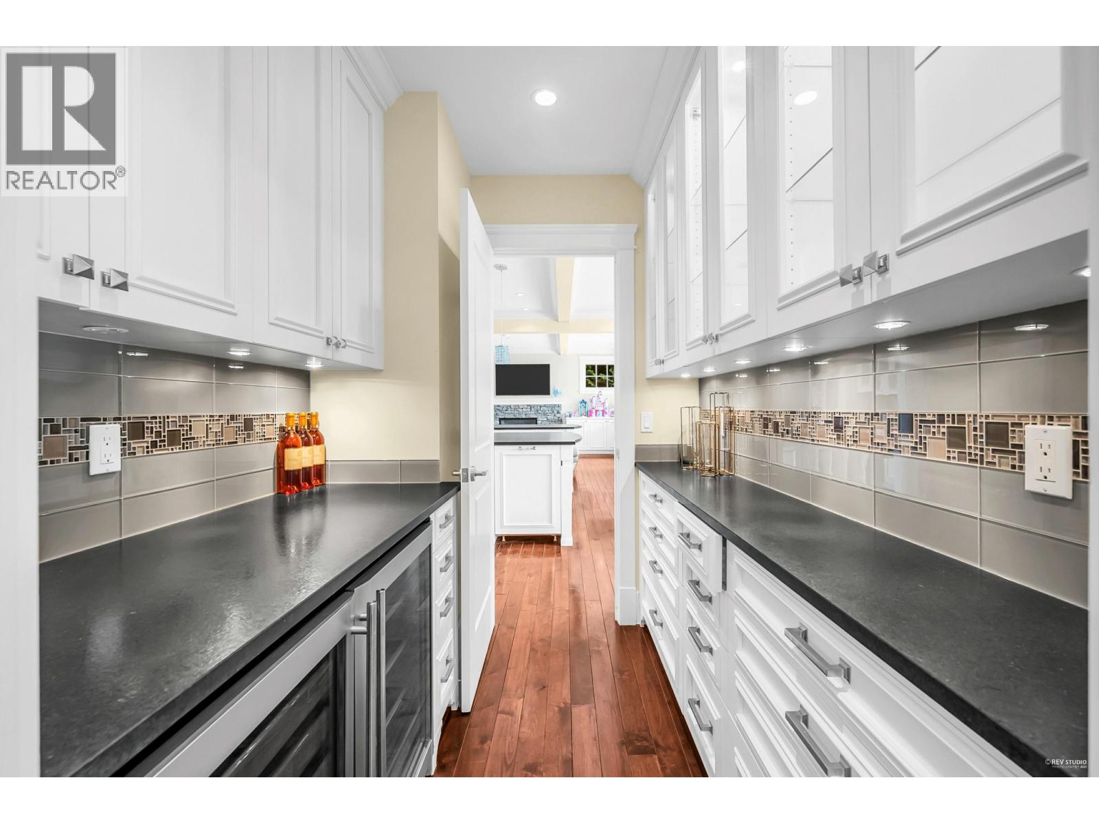 4668 CLOVELLY WALK, West Vancouver
