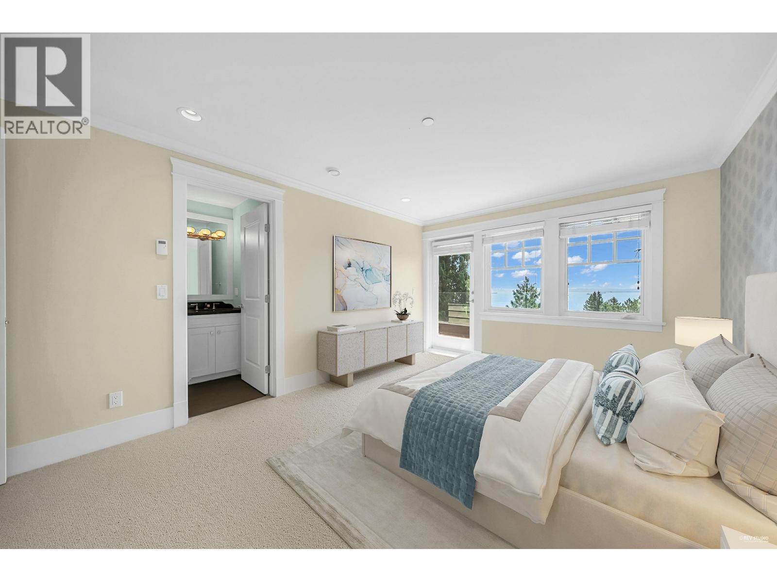4668 CLOVELLY WALK, West Vancouver