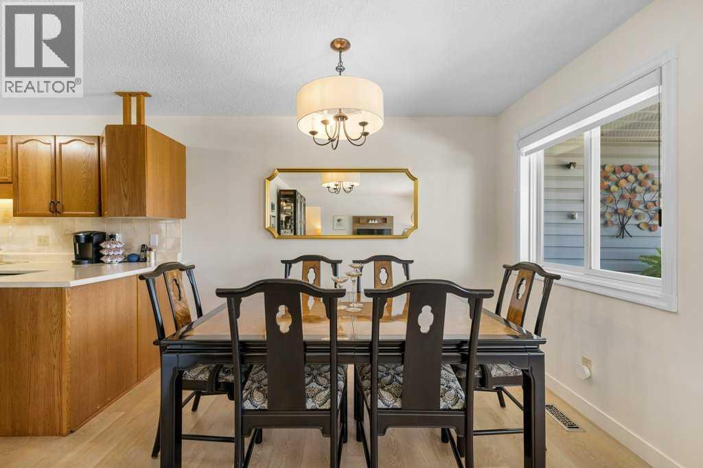 Single Family House for Sale in  Macewan Park Heights NW MacEwan Glen Calgary 