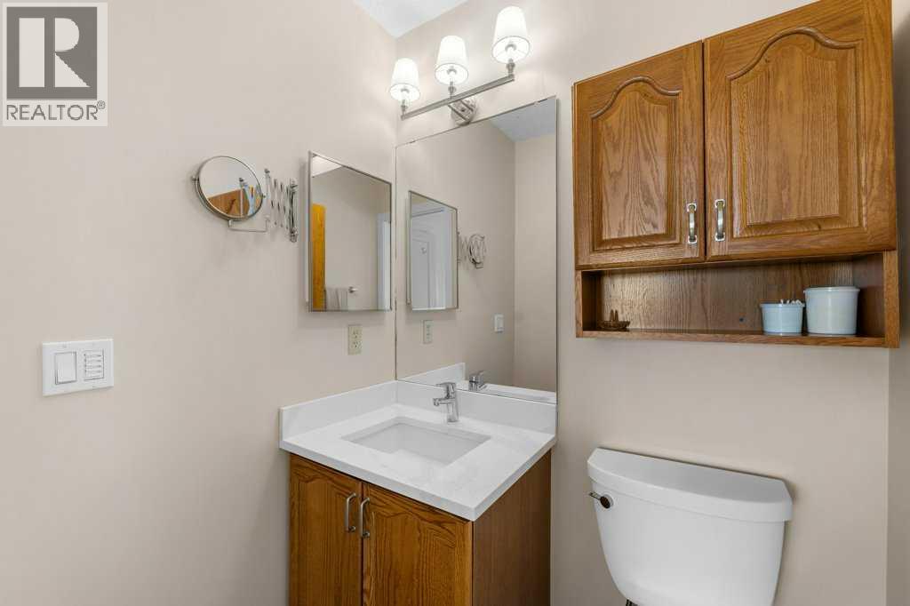 Single Family House for Sale in  Macewan Park Heights NW MacEwan Glen Calgary 
