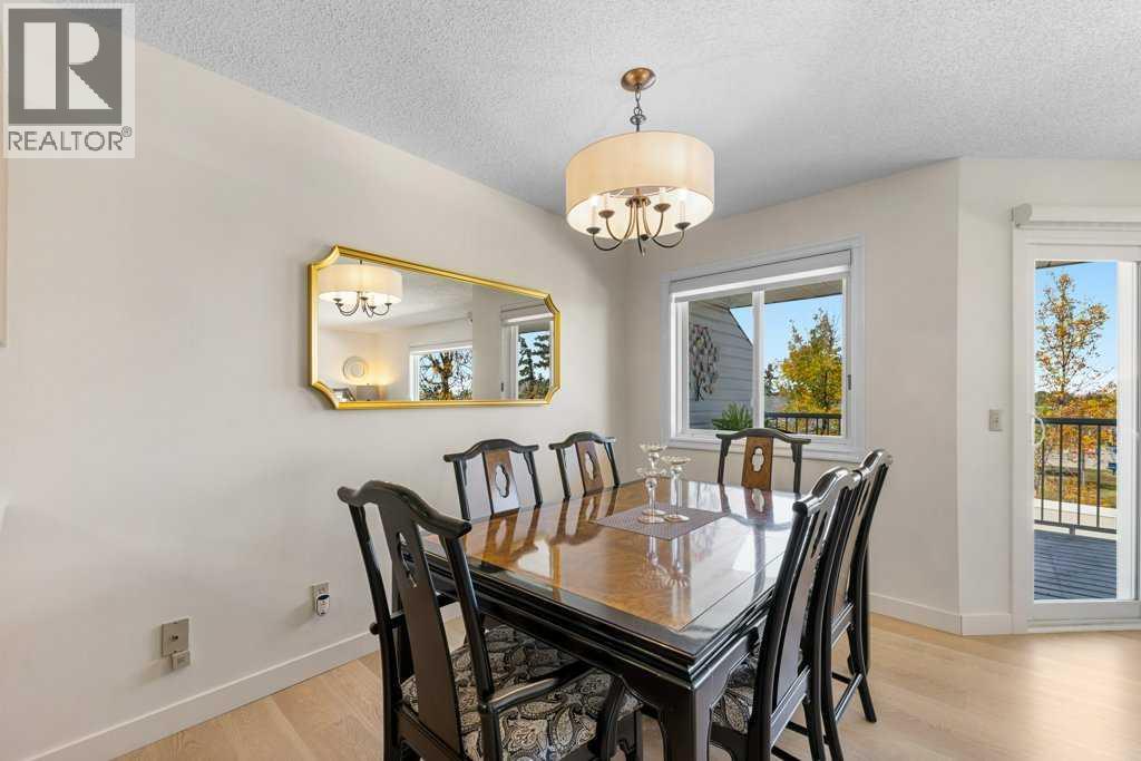 Single Family House for Sale in  Macewan Park Heights NW MacEwan Glen Calgary 